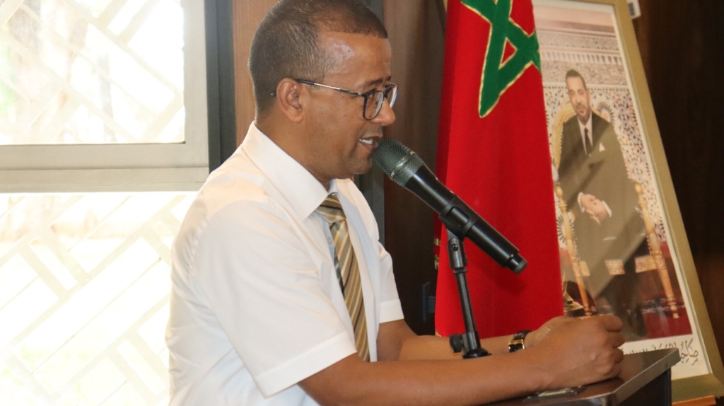 الملك فوق الأحزاب السياسية المغربية