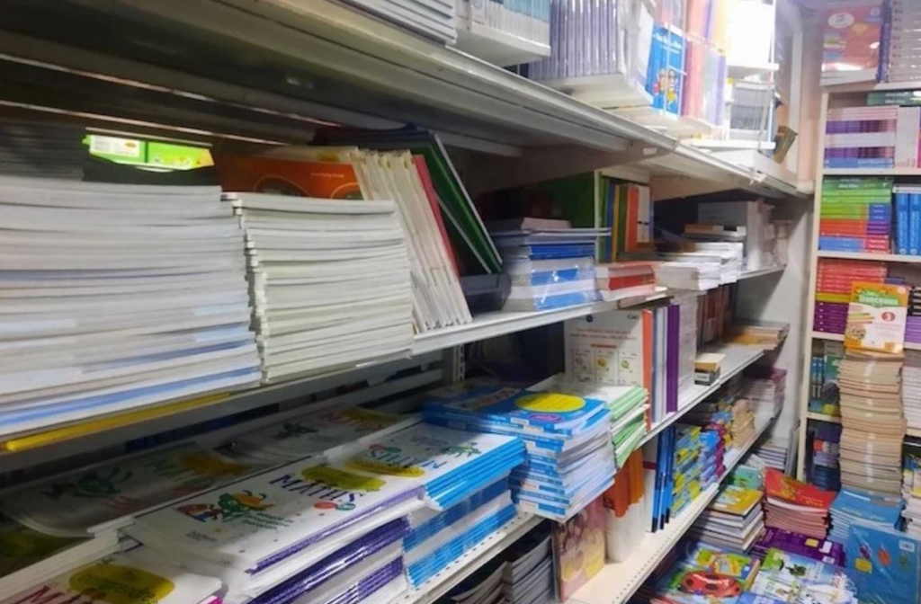 أكاديمية سوس ترفض “فوضى” بيع الكتب بالمدارس الخاصة والكتبيون يطالبون بالحزم