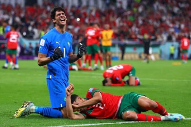 حكيمي وبونو وبوعدي ضمن ترشيحات “فرانس فوتبول” للأفضل