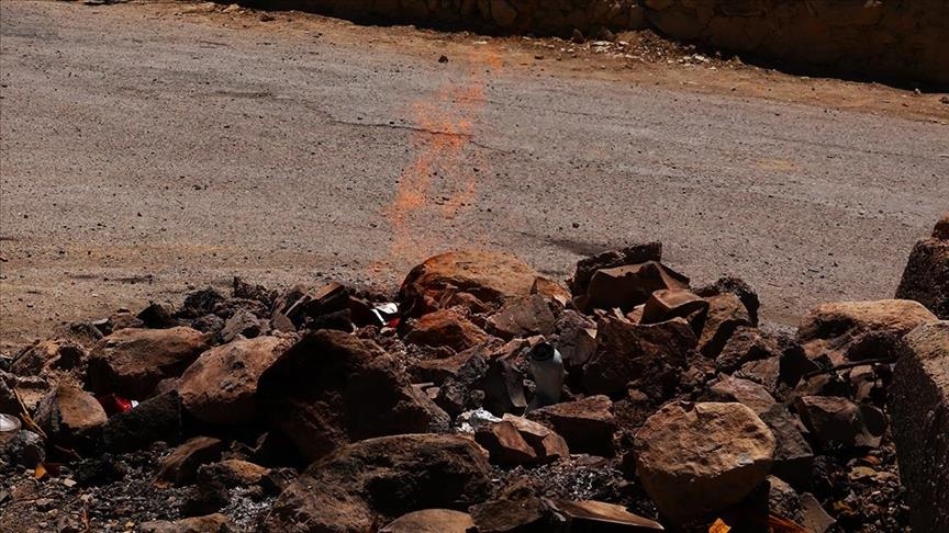 “فاتحة خير”.. بئر تفاجئ السوريين بالغاز بدلا من الماء