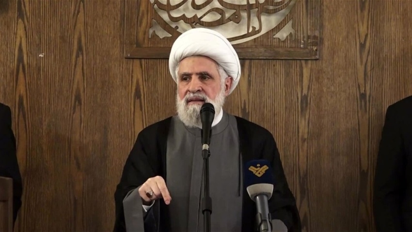 حزب الله يتهم الحكومة بتسليم لبنان لإسرائيل بعد قرار نزع سلاحه
