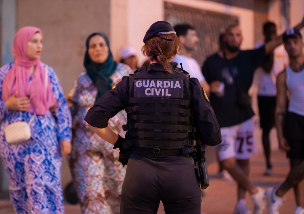 حظر الاحتفالات الدينية يهدد تعايش مغاربة في خوميا الإسبانية