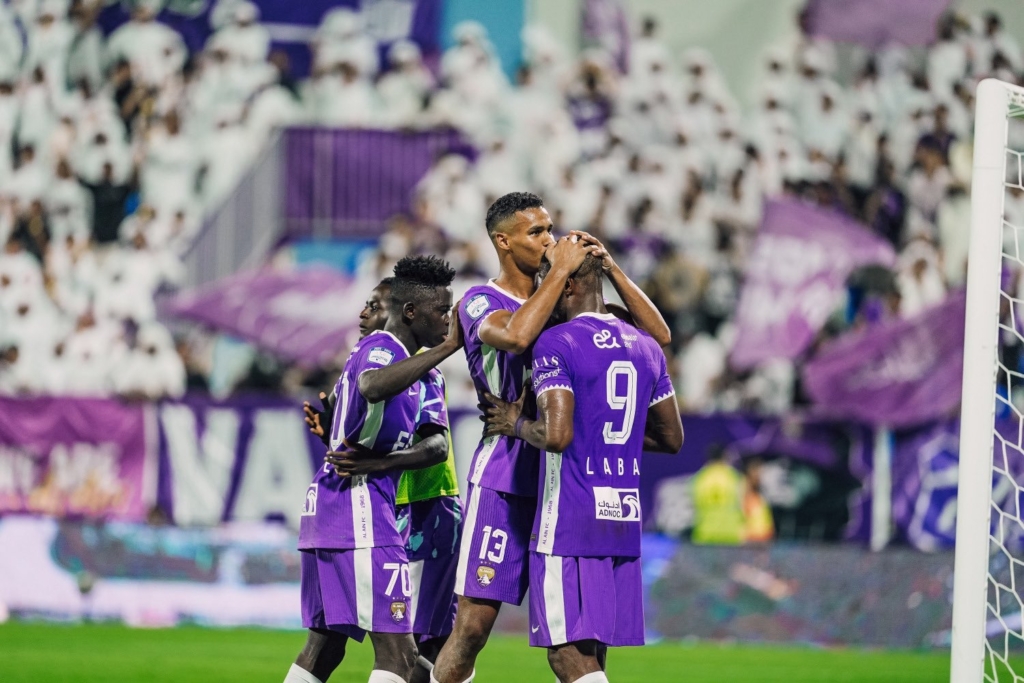 رحيمي يقود العين لفوز بهدف قاتل