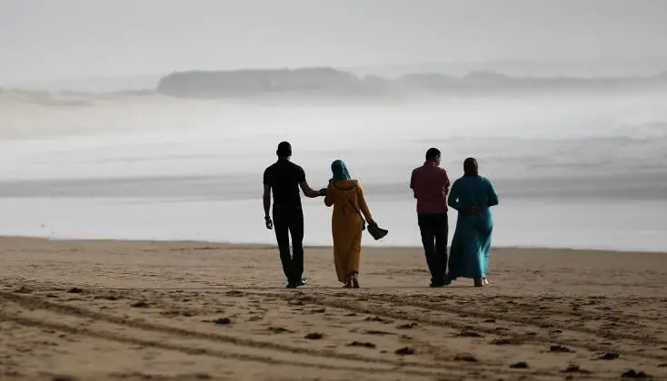 “ريد بيل”.. أزمة الرجولة تتحول إلى خطاب كراهية للنساء بالمغرب