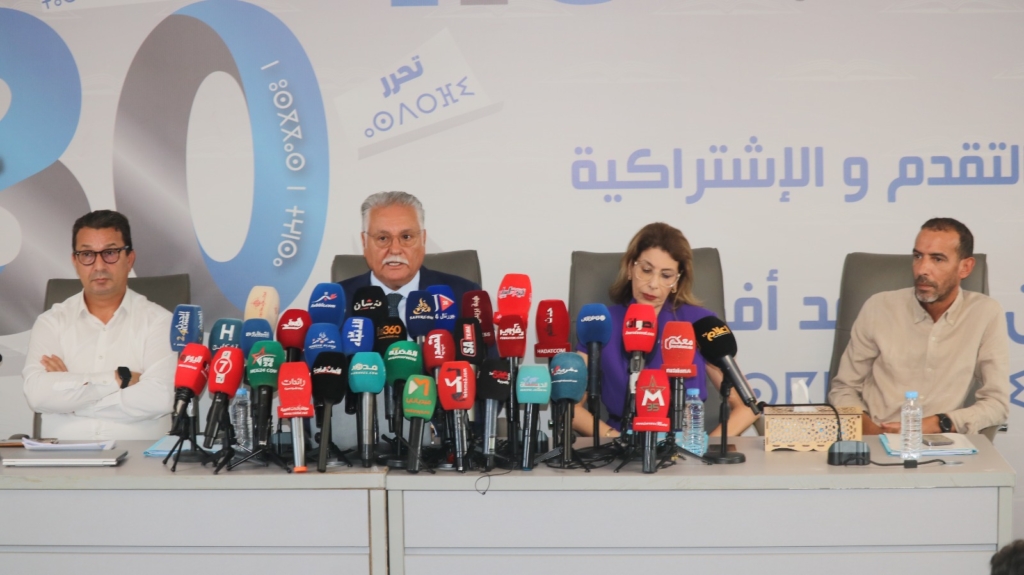 “الكتاب” يتَمسَّك بتوسيع حالات التنافي وإشراك الأحزاب في مراجعة التقطيع