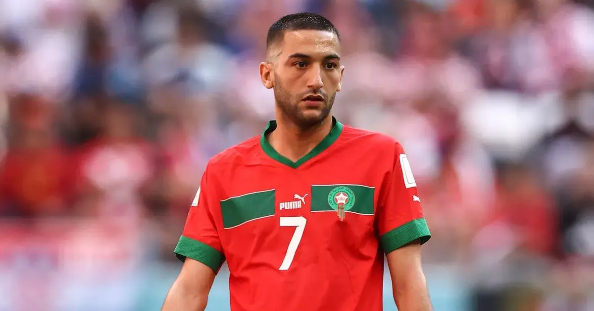 من أمجاد أوروبا إلى لاعب “بِدُون”.. هل يسير نجم زياش للأفول مبكرا؟