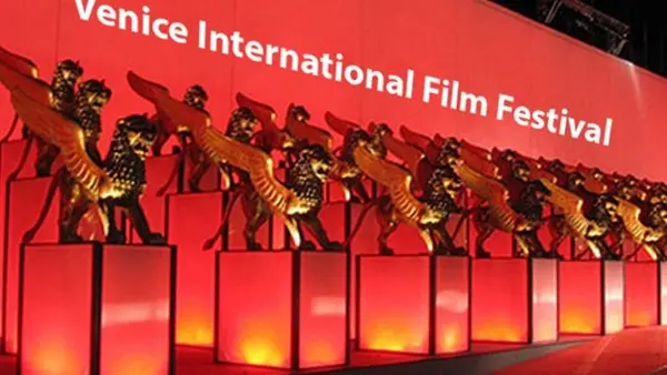 تتويج فيلم للمغربية بنصاري بمهرجان البندقية