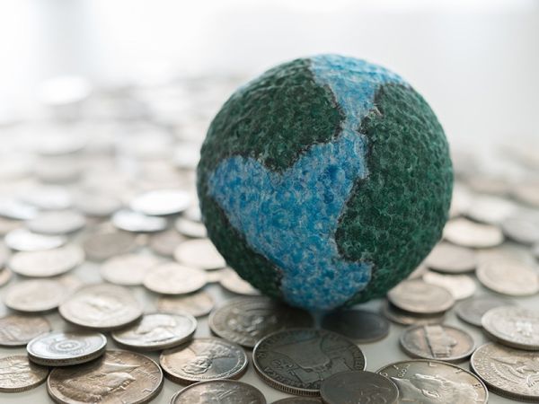 السندات العالمية تصل لأعلى مستوياتها