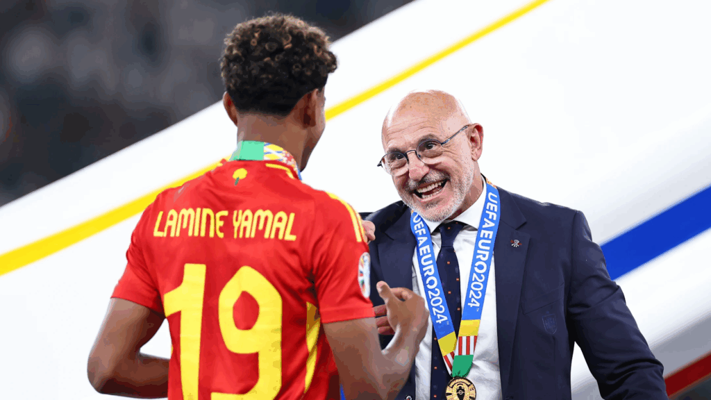 دي لا فوينتي: اللاعبون الإسبان ليسوا مغرورين