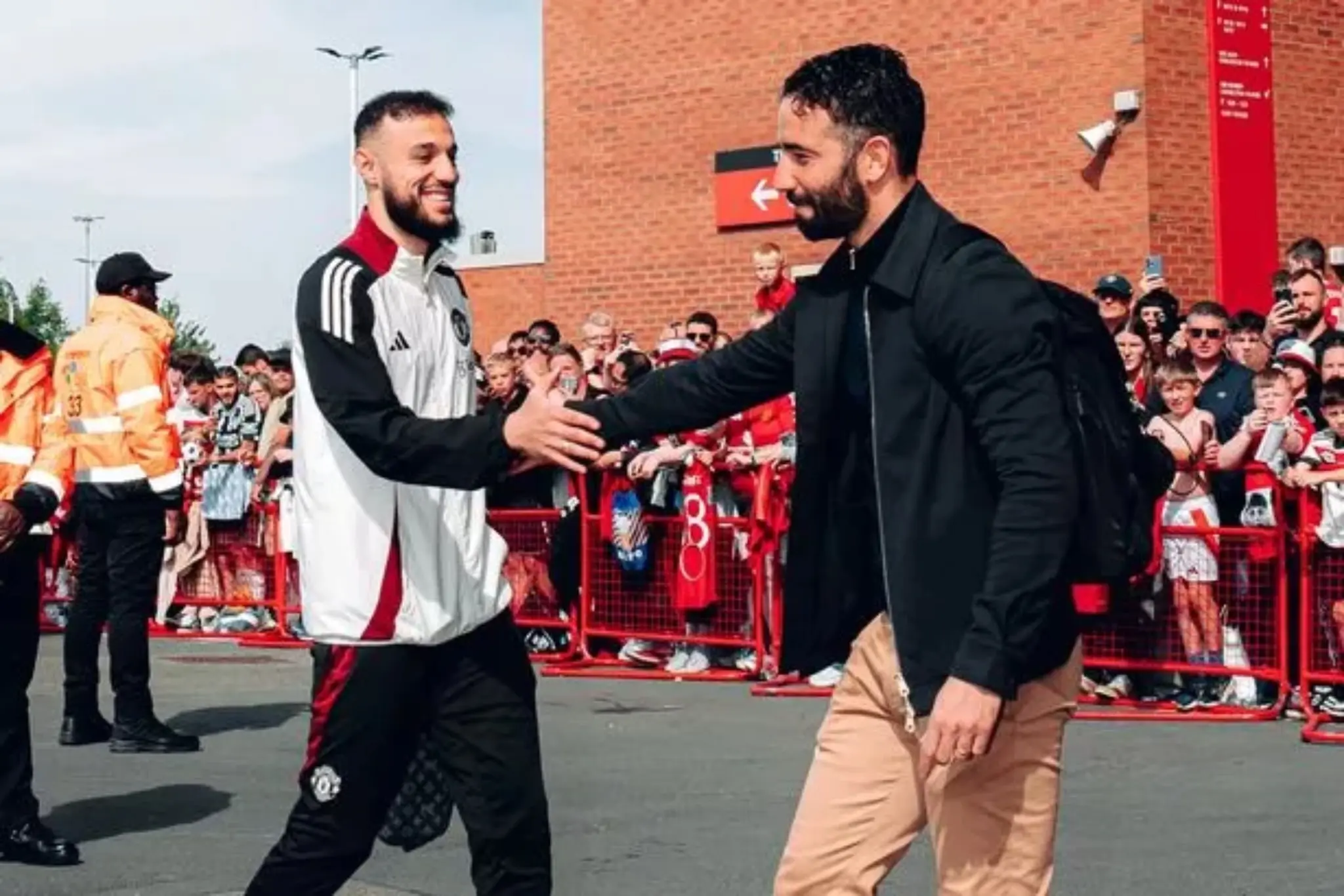 مزراوي أساسياً وأموريم يغامر.. يونايتد ينهار ب3-0 أمام مانشستر سيتي