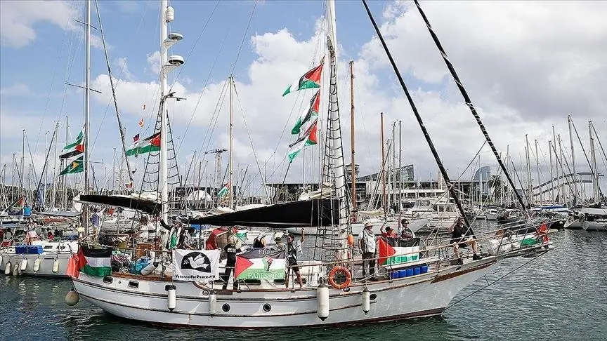 16 سفينة ضمن أسطول الصمود العالمي تغادر تونس نحو غزة