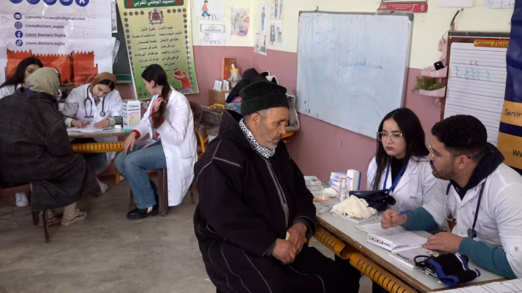 200 مستفيد من قافلة طبية بجرادة