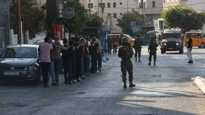 حملة اعتقالات بطولكرم.. عقاب جماعي وتنكيل إسرائيلي ممنهج