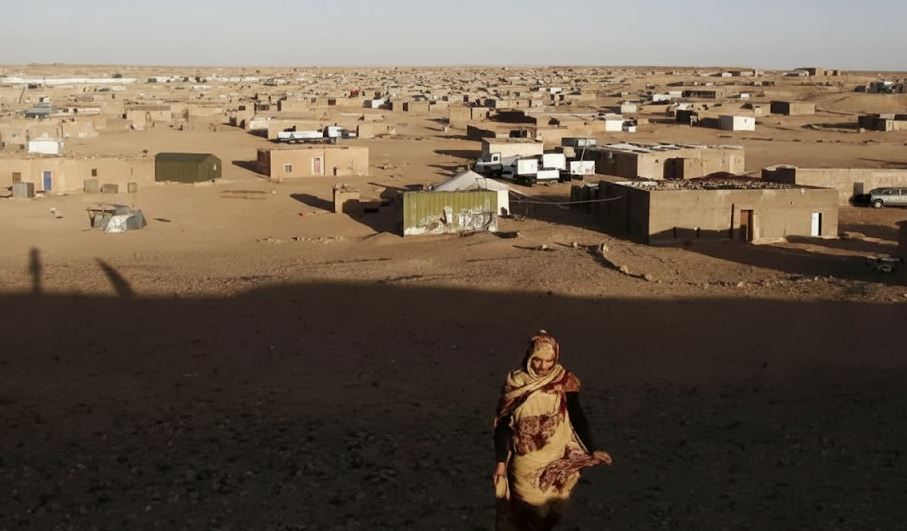 قمع وتجنيد للأطفال.. انتهاكات البوليساريو والجزائر بلا رقيب بمخيمات تندوف