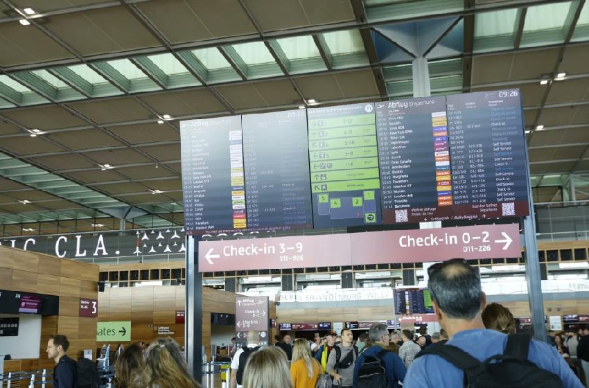 خلل إلكتروني يربك مطارات أوروبية