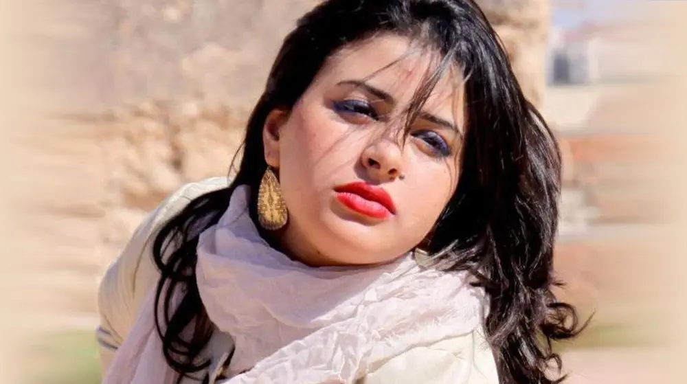 ساندية تُجسّد كفاح أم بسيطة تصارع الحياة لمستقبل ابنها في فيلم “زيزو”