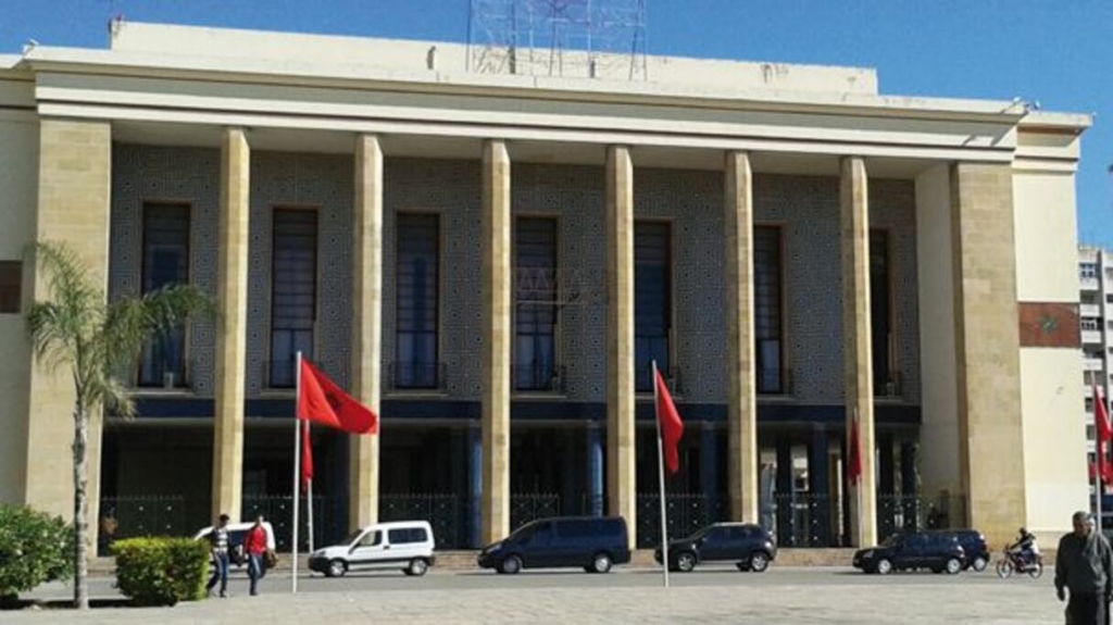 نائبة رئيس جماعة مكناس تنفي مقاطعة دورة أكتوبر