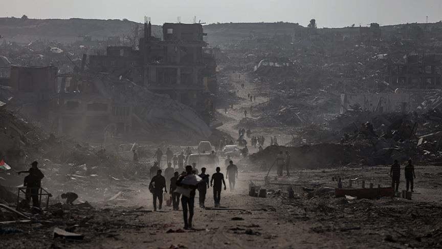 عودة رغم الخراب.. الفلسطينيون يعيدون ترتيب حياتهم بين أنقاض منازلهم
