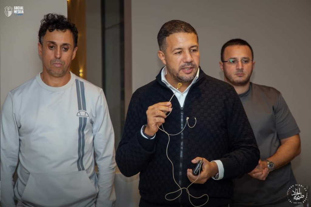 اتحاد طنجة يتهم الزمالك بنكث وعوده ويهدد بالتصعيد إلى فيفا