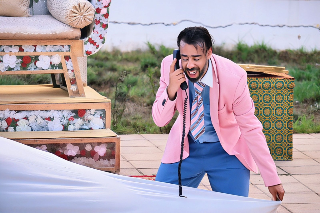 “عرس فالضس”.. عرض مسرحي مدعم ينقل فوضى الزواج إلى الشارع