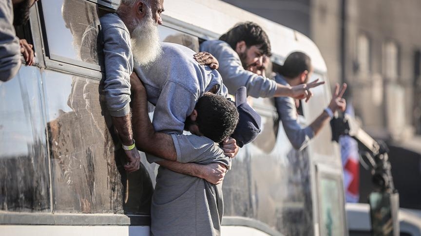 إسرائيل تفرج عن 1968 أسيرا فلسطينيا