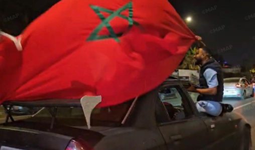احتفالات حماسية بالتأهل التاريخي لـ”الأشبال” بالدار البيضاء