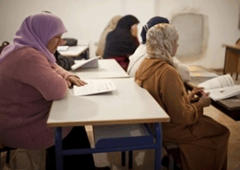 نواب يدعون لتحديث استهداف محو الأمية وفق أرقام الإحصاء وتشجيع انخراط السجناء