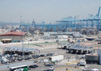 النظام الجمركي الجديد يشل صادرات المغرب من الأسماك والفواكه لأوروبا