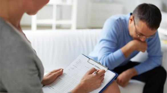 ابنتها أخصائية نفسية.. نائبة برلمانية تترافع لأجل الطب النفسي