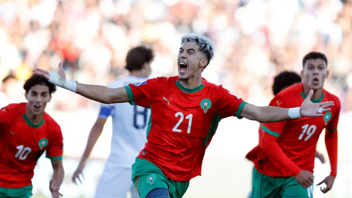 ياسر الزابيري.. أسد أطلس يُشعِل مزادا بين برشلونة وبنفيكا