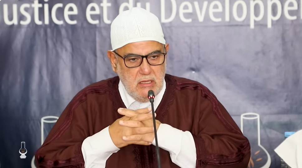 انتقادات لانعقاد المجلس الوطني للبيجيدي عن بُعد وبنكيران: أمر شكلي!
