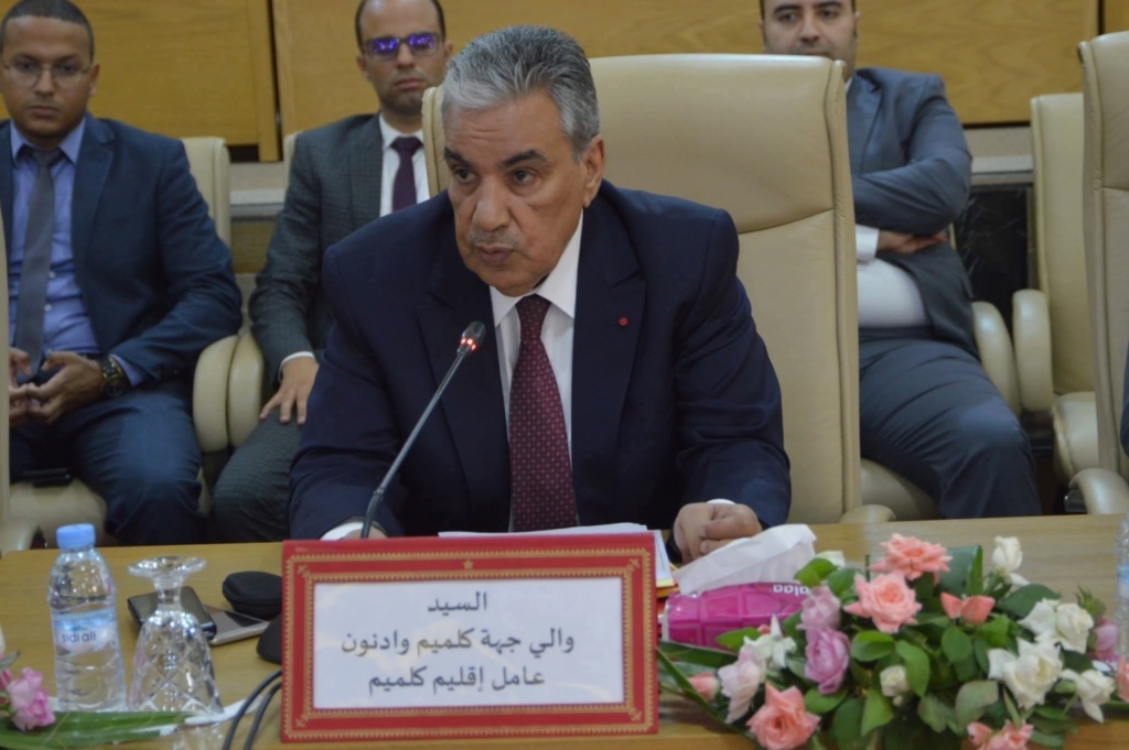 “البيجيدي” يستنكر امتناع والي جهة كلميم عن مصافحة مستشار جماعي