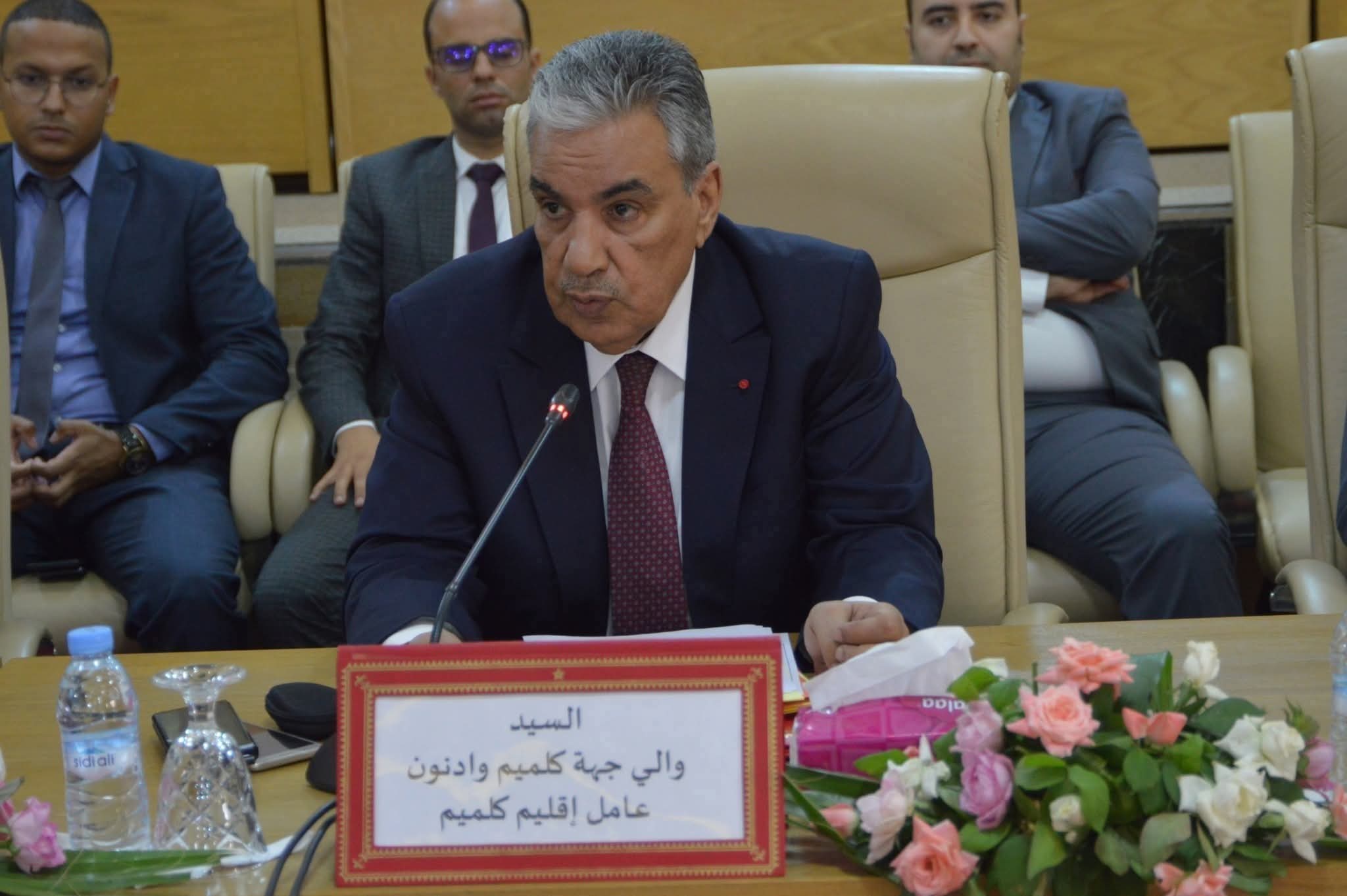 “البيجيدي” يستنكر امتناع والي جهة كلميم عن مصافحة مستشار جماعي