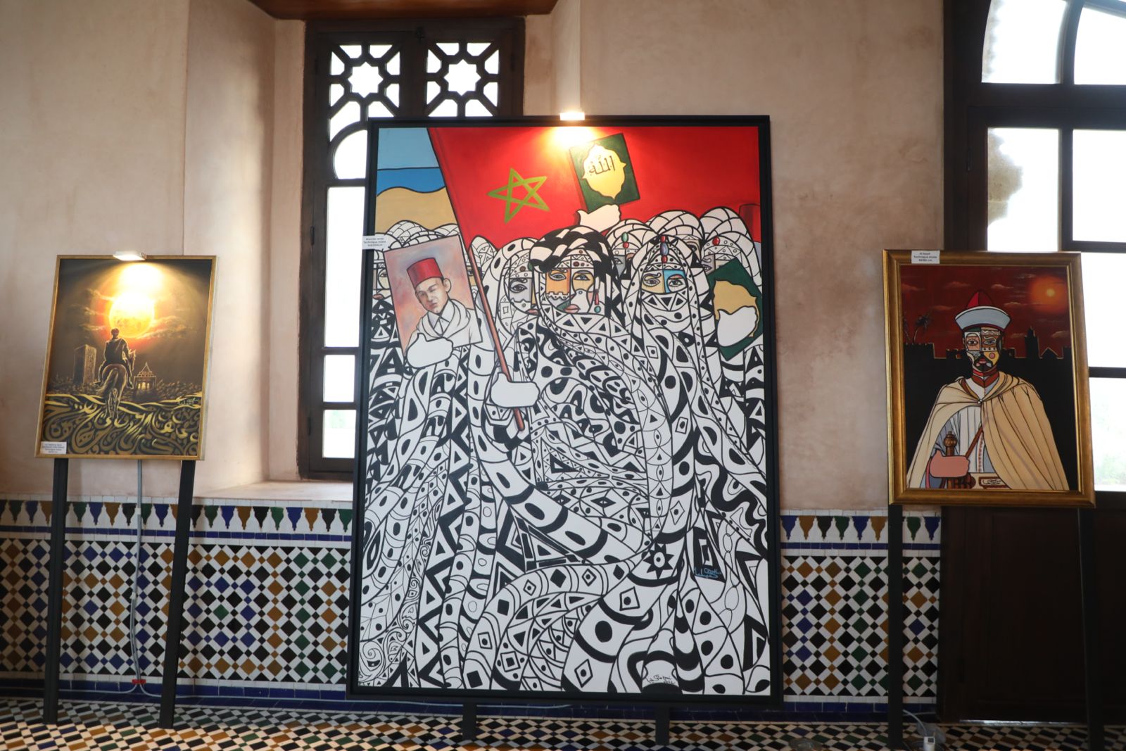 الخط العربي والرموز التراثية محور أعمال كميليا الزرقاني الجديدة