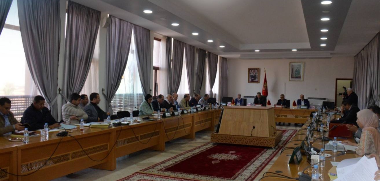 اتفاقيات تعزيز البنيات التحتية والخدمات الاجتماعية بتزنيت