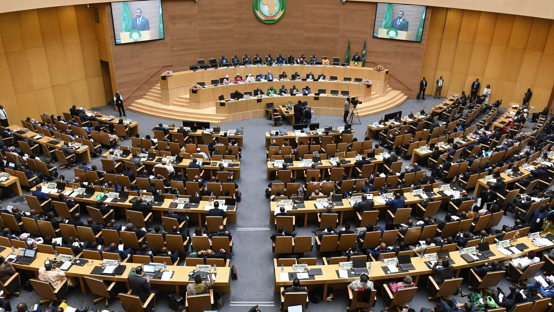المغرب يدق بمجلس السلم ناقوس خطر تجنيد واستغلال الأطفال في الحروب