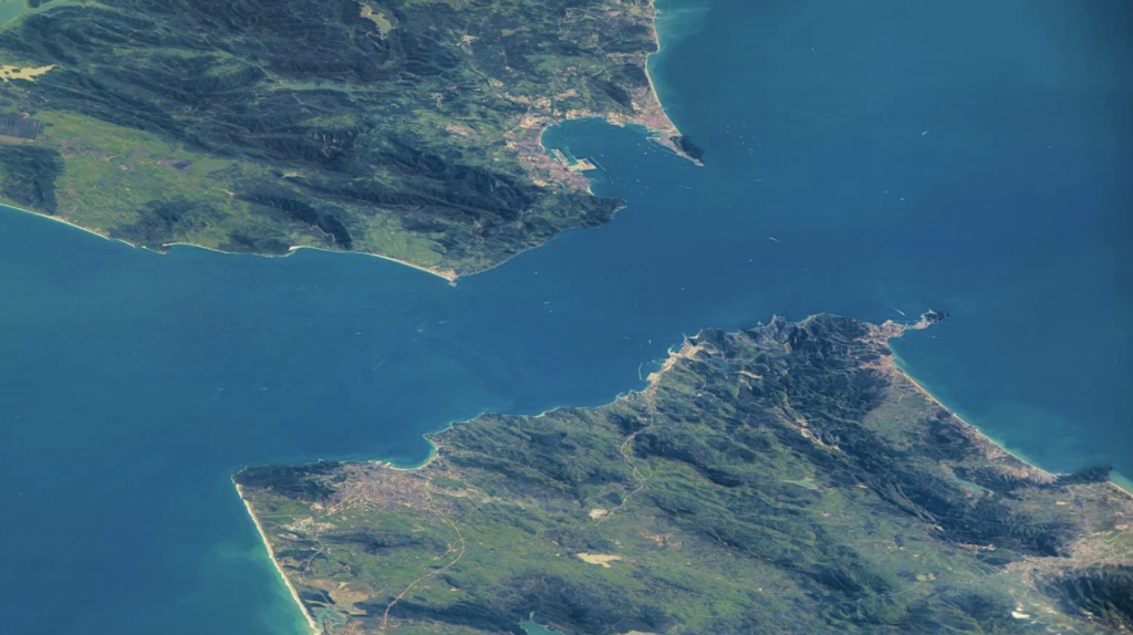 دراسة علمية: مضيق جبل طارق سيختفي والمغرب وإسبانيا سيتحدان من جديد