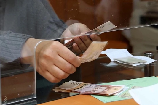 وزيرة الاقتصاد: المؤشر الاجتماعي بحاجة للمراجعة ورفضنا 1.5% فقط من الطلبات