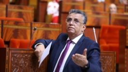 تكليف كتابي ومنع الاحتجاج وحصر ولاية النقيب.. وهبي يكشف مستجدات تنظيم المحاماة