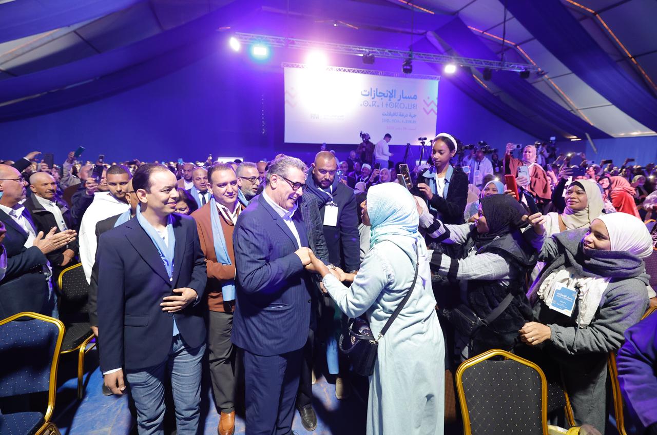 تجمعيو “درعة تافيلالت” يشيدون بالأداء الحكومي: “كَيْحمْر الوجه للمغاربة”