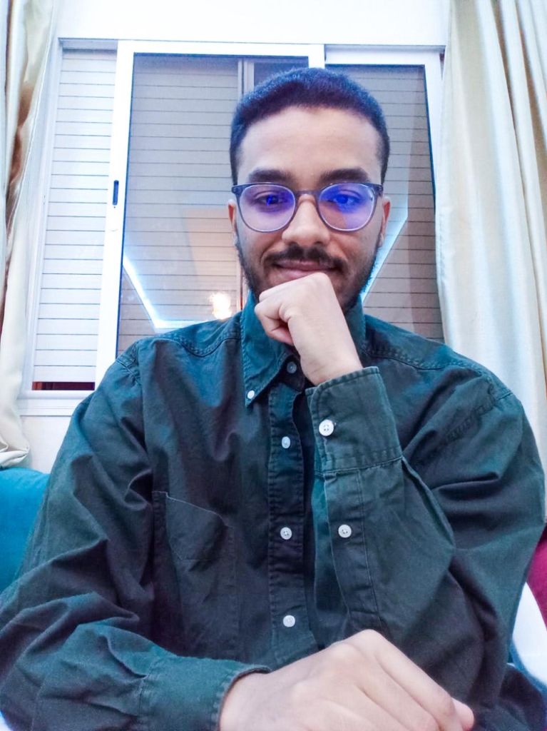 المقاهي تحت القانون.. حقوق المؤلف في مواجهة أصحاب المقاهي