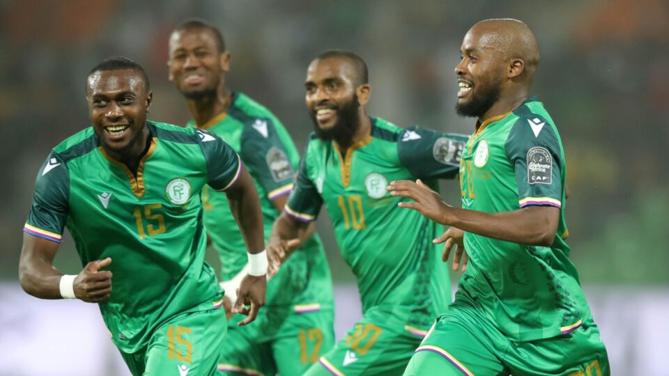 عين على الخصم.. منتخب “سيلاكانث” يتحدى الكبار في “كان” المغرب