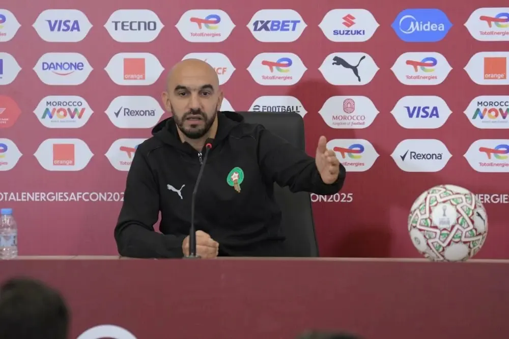 الركراكي يتحدث عن حالة سايس وغياب حكيمي ويؤكد: سنتطور بتتالي المباريات