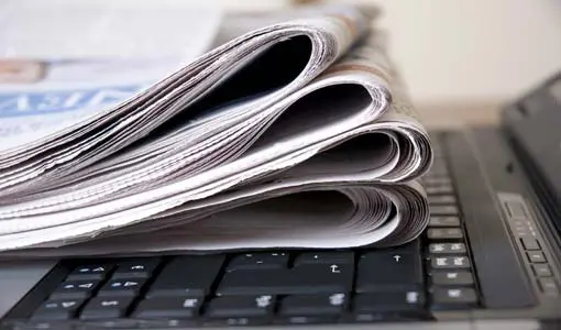 هل ملّ الجمهور من الأخبار التقليدية أم يتطلع إلى نموذج صحفي جديد؟