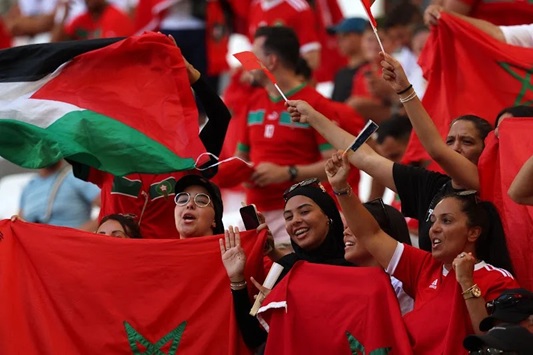 التشجيع بنون النسوة يعيد تشكيل المدرجات المغربية بـ”كان 2025″