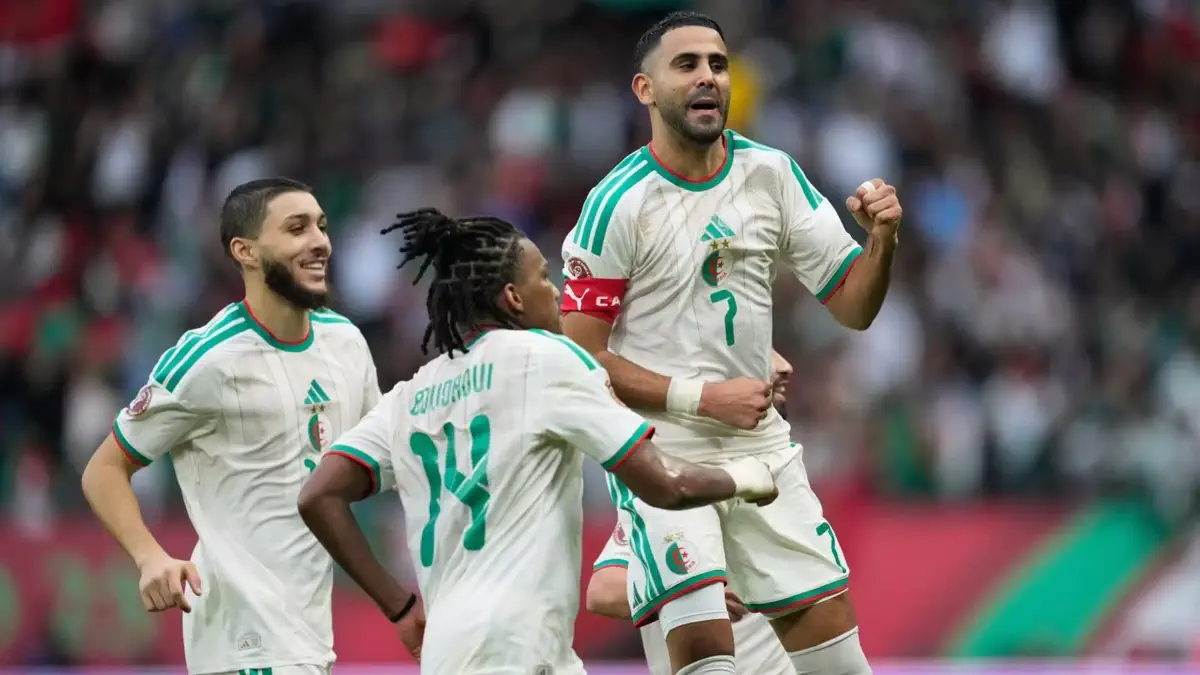 الجزائر تطرد النحس وتعبر إلى ثمن نهائي كأس إفريقيا