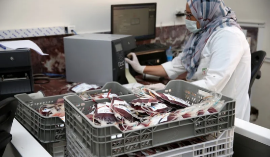 شغيلة “وكالة الدم” تطالب بتجاوز الجمود وتسريع الترقيات وصرف التعويضات