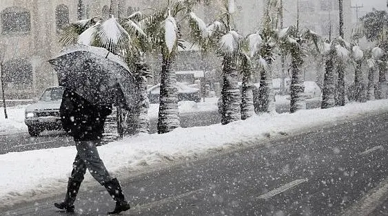 تساقطات ثلجية “استثنائية” بوجدة