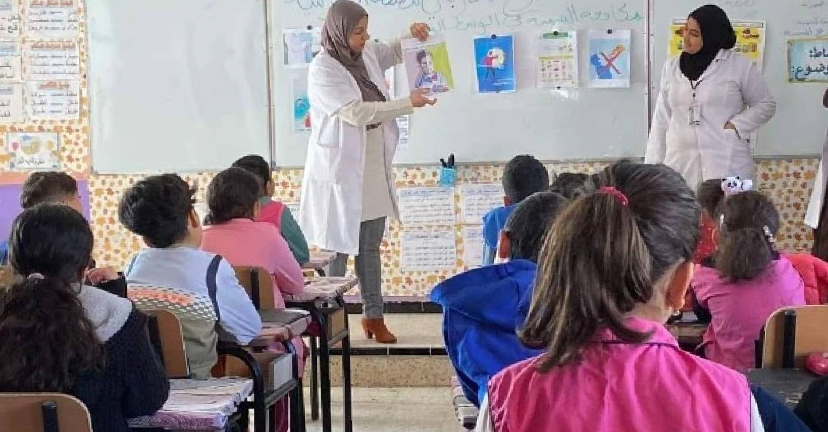 المختصون الاجتماعيون يرفضون الإقحام العشوائي بمهام الصحة المدرسية