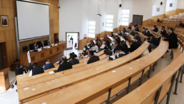 ضغط الدراسة وهاجس المستقبل.. تحذيرات من تنامي الضغوط النفسية لدى الطلبة